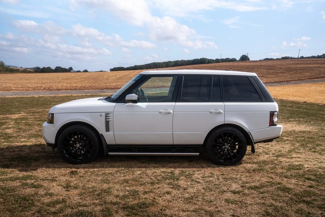 2012 Land Rover Range Rover L322 - Image 21 of 31