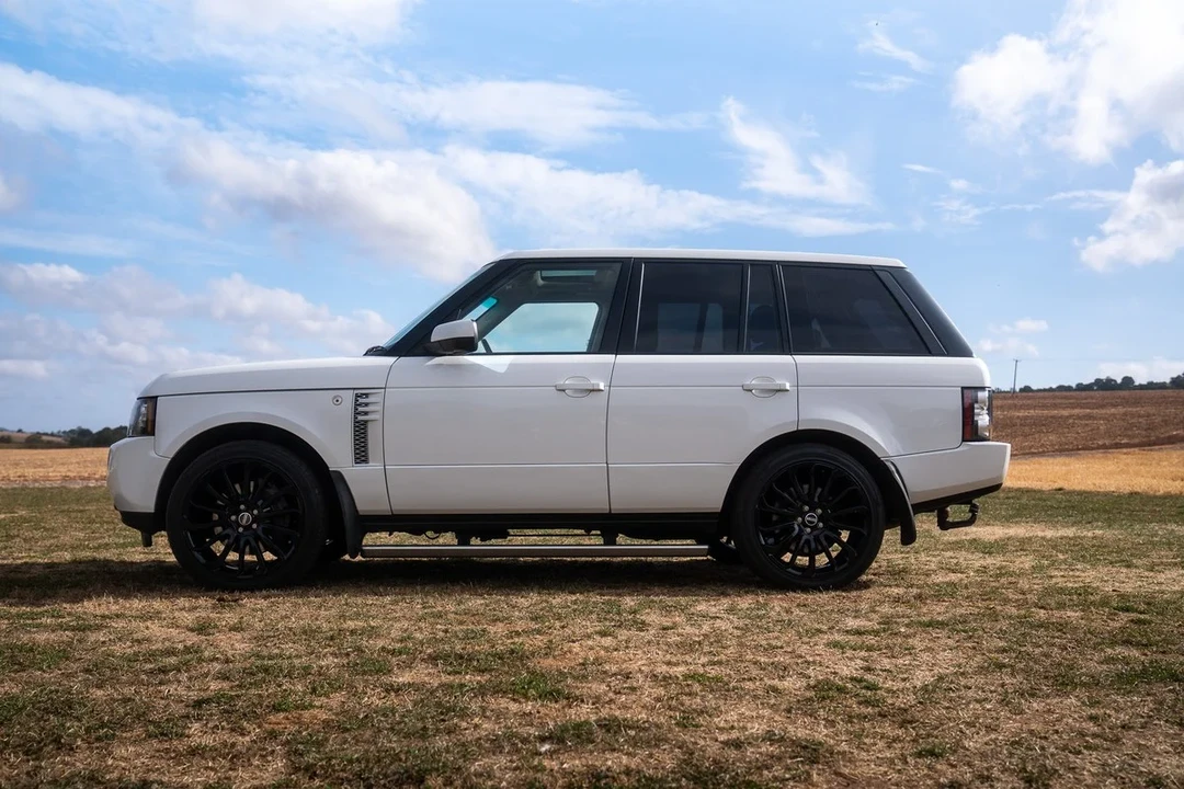 2012 Land Rover Range Rover L322 - Image 22 of 31