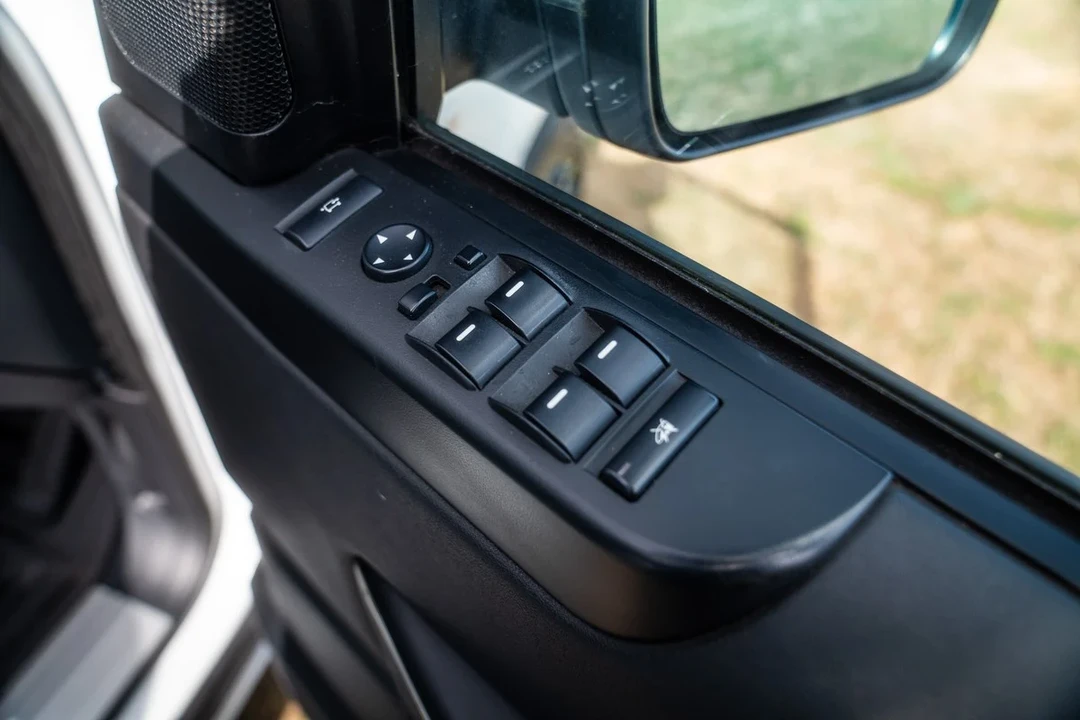 2012 Land Rover Range Rover L322 - Image 30 of 31
