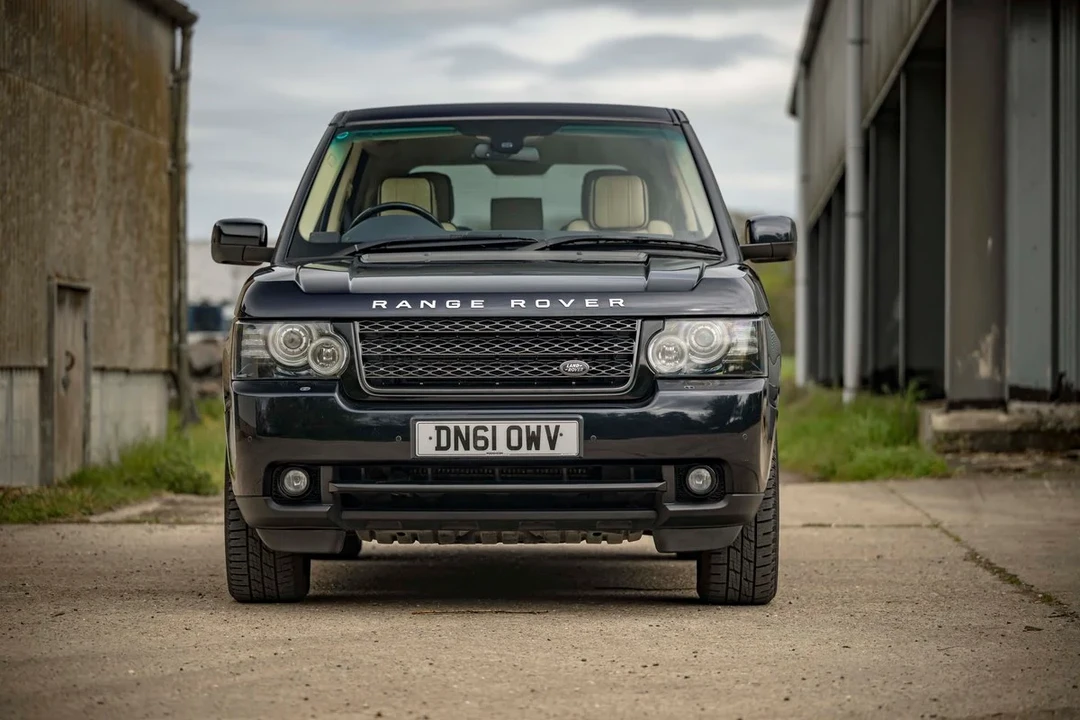 2012 Land Rover Range Rover L322 - Image 15 of 30