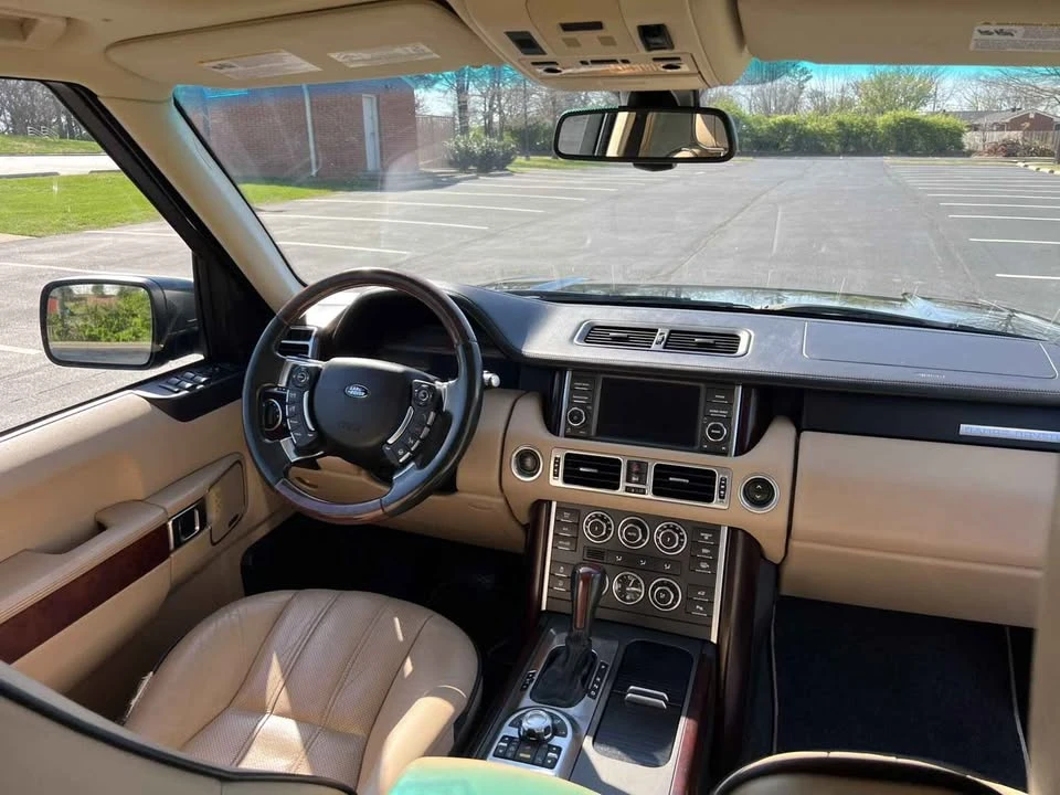 2012 Land Rover Range Rover L322 - Image 8 of 20