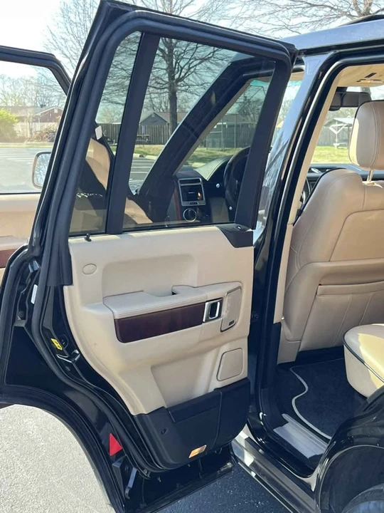 2012 Land Rover Range Rover L322 - Image 10 of 20