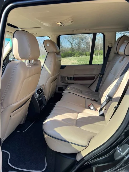 2012 Land Rover Range Rover L322 - Image 11 of 20