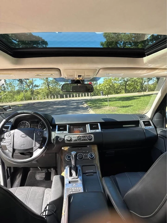 2012 Land Rover Range Rover L322 - Image 11 of 13
