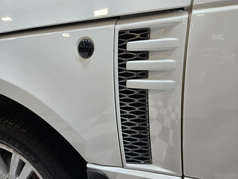 2012 Land Rover Range Rover L322 - Image 7 of 12