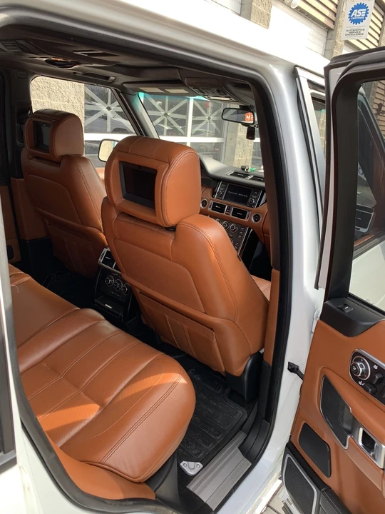 2012 Land Rover Range Rover L322 - Image 29 of 31