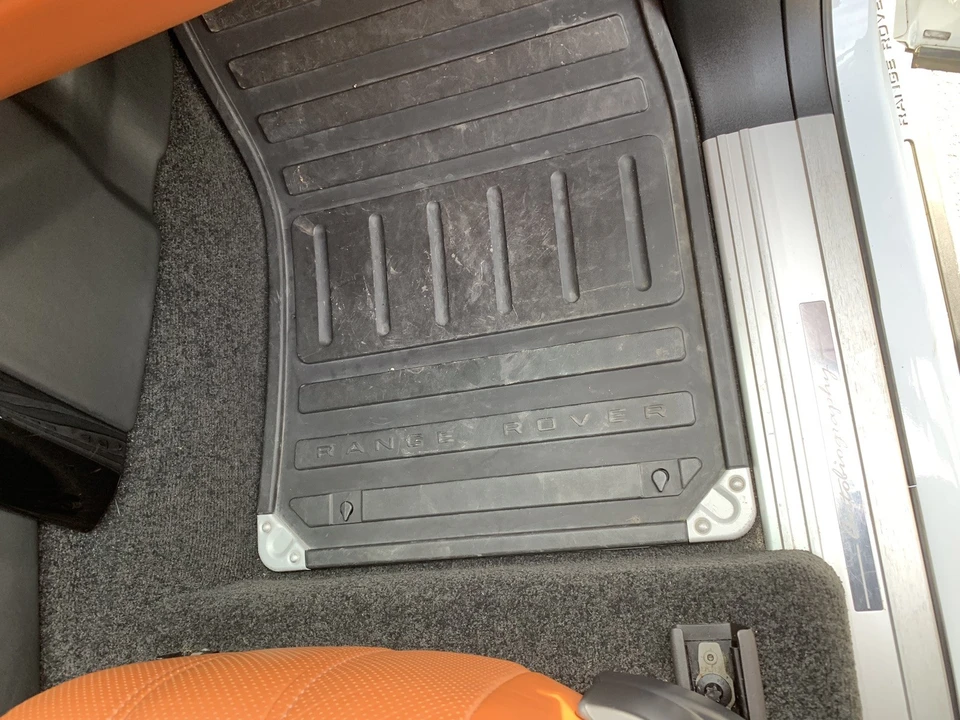 2012 Land Rover Range Rover L322 - Image 14 of 31