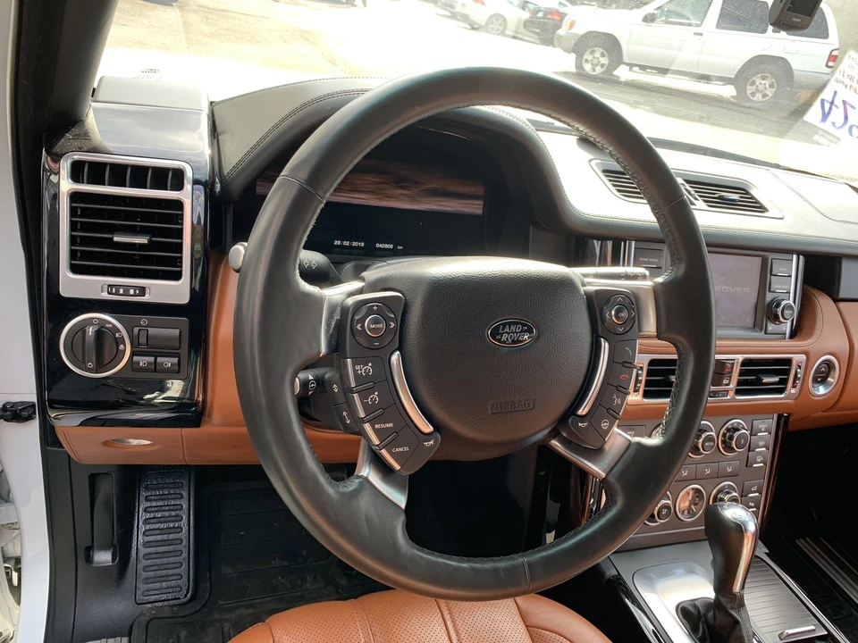 2012 Land Rover Range Rover L322 - Image 27 of 31