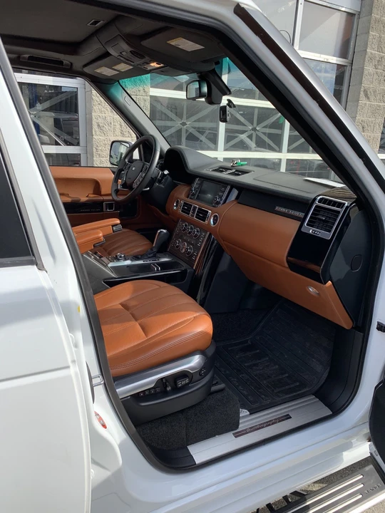 2012 Land Rover Range Rover L322 - Image 8 of 31