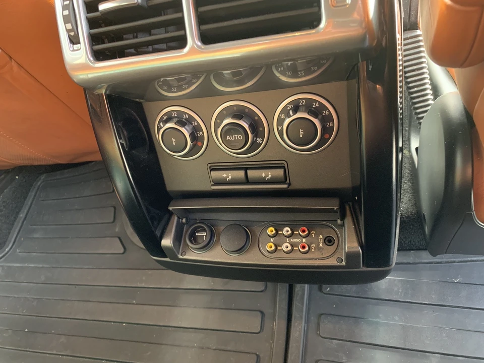2012 Land Rover Range Rover L322 - Image 4 of 31