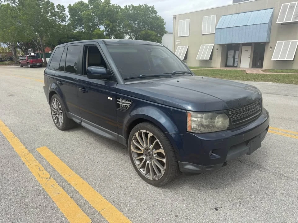 2012 Land Rover Range Rover L322 - Image 2 of 11