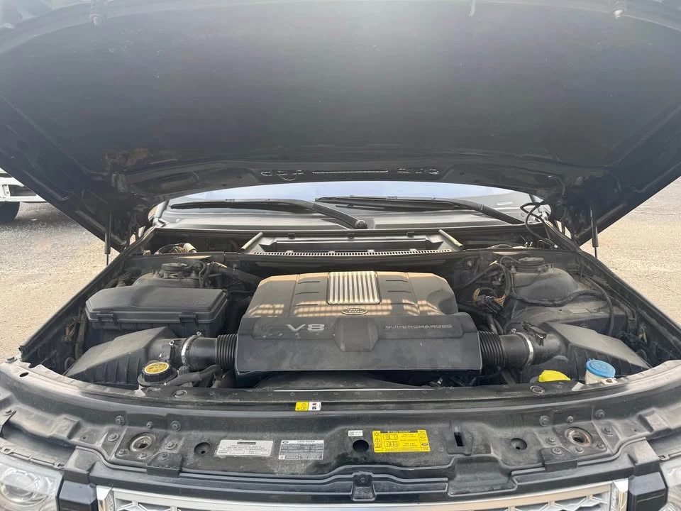 2012 Land Rover Range Rover L322 - Image 16 of 20