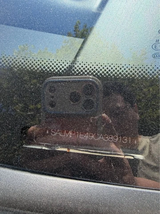 2012 Land Rover Range Rover L322 - Image 8 of 8