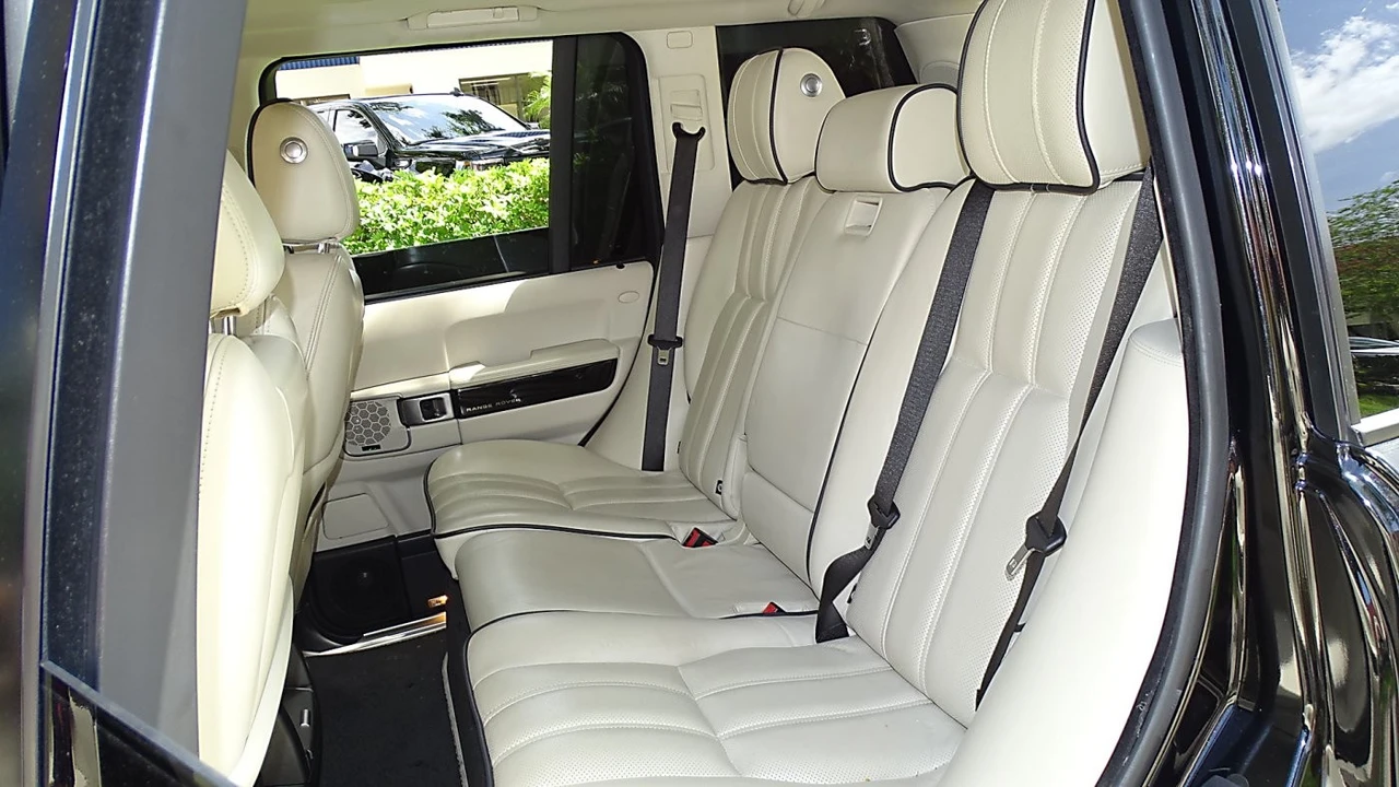 2012 Land Rover Range Rover L322 - Image 16 of 25