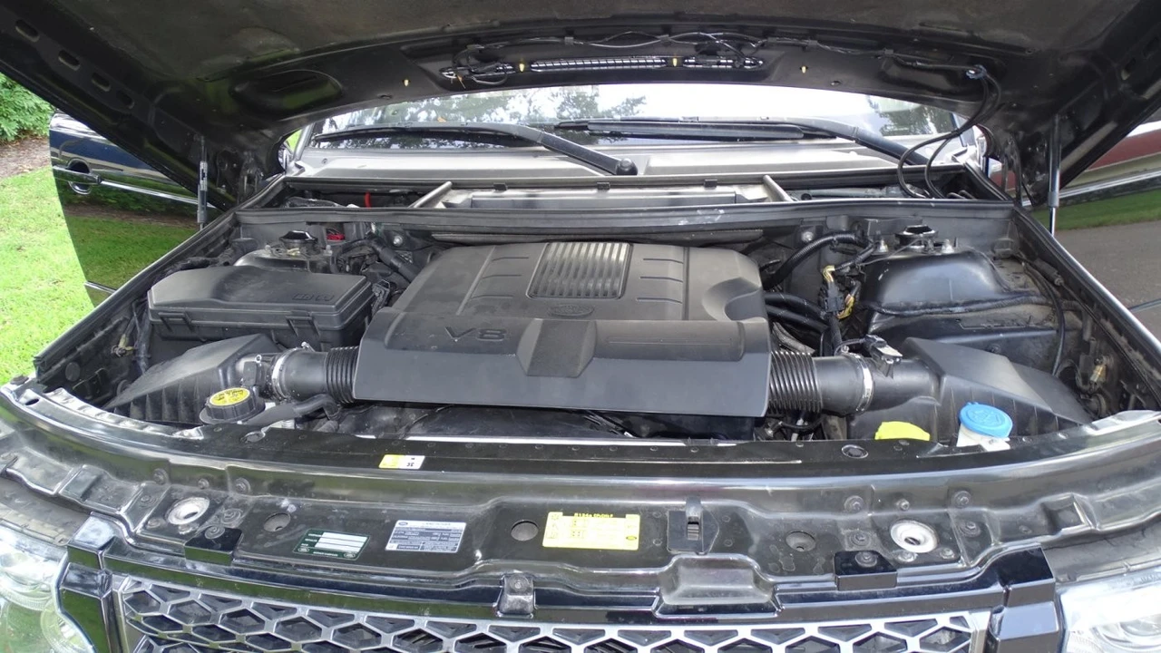 2012 Land Rover Range Rover L322 - Image 25 of 25