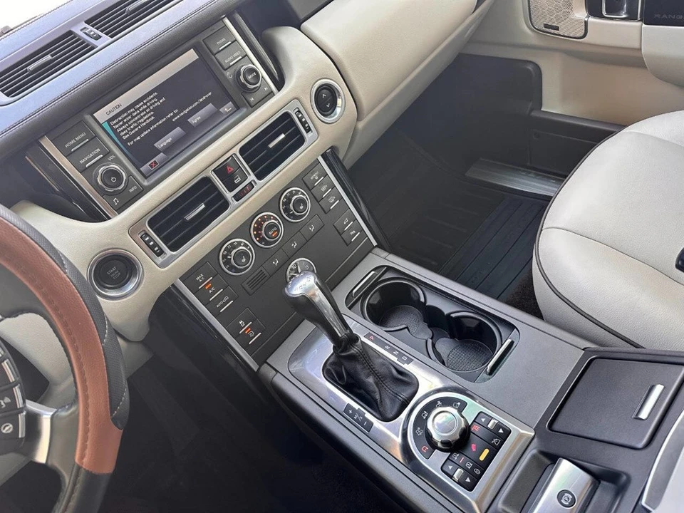 2012 Land Rover Range Rover L322 - Image 17 of 21