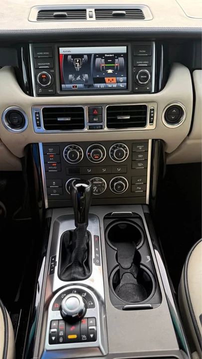 2012 Land Rover Range Rover L322 - Image 5 of 8