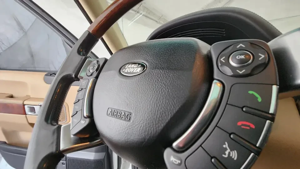 2012 Land Rover Range Rover L322 - Image 12 of 20