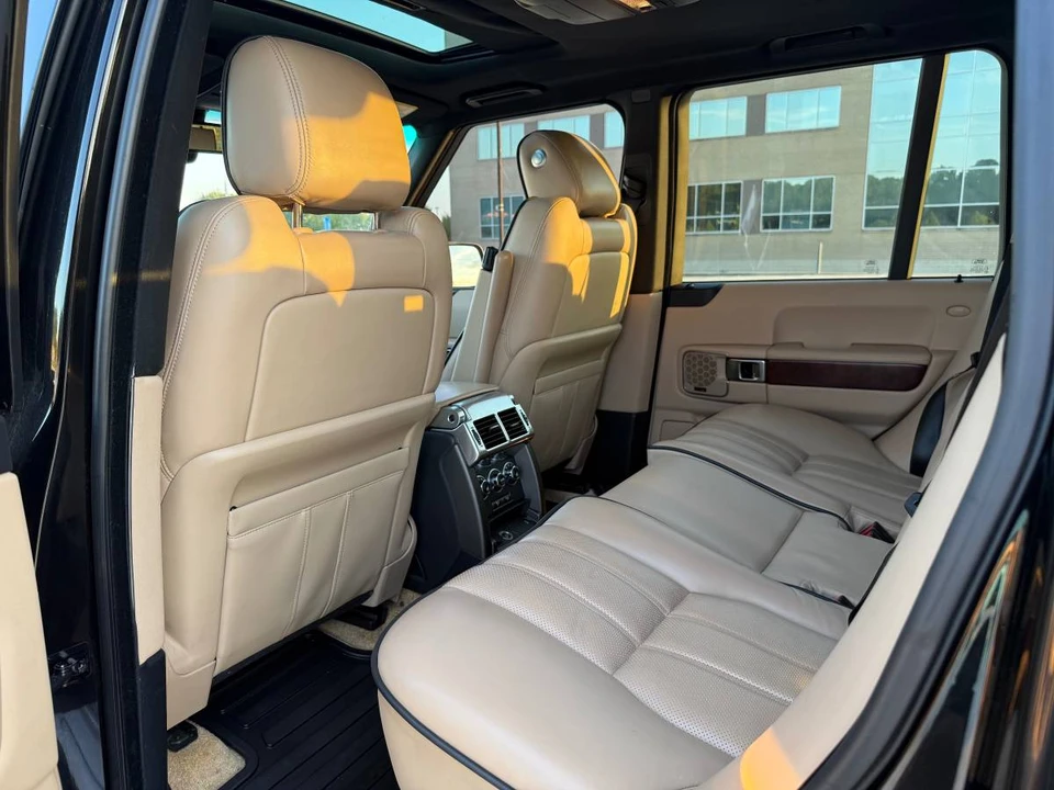 2012 Land Rover Range Rover L322 - Image 16 of 24
