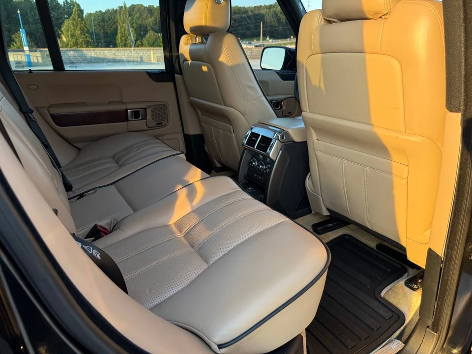 2012 Land Rover Range Rover L322 - Image 17 of 24