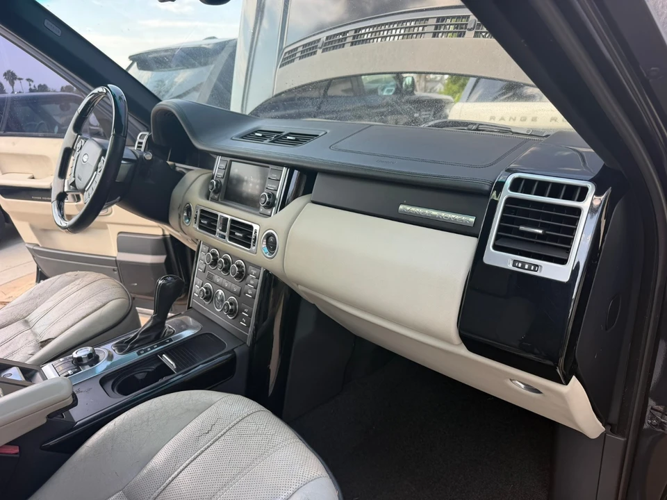 2012 Land Rover Range Rover L322 - Image 13 of 23