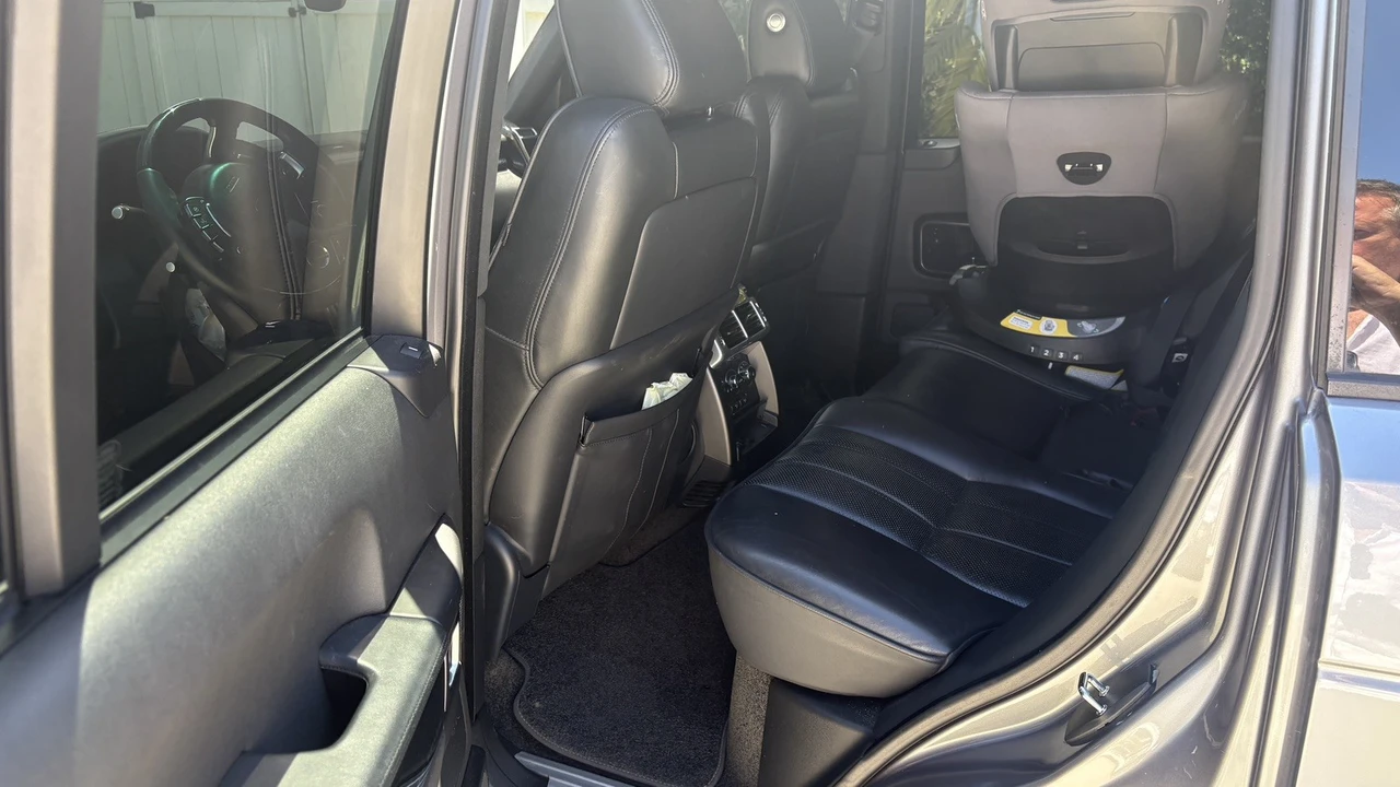 2012 Land Rover Range Rover L322 - Image 15 of 20