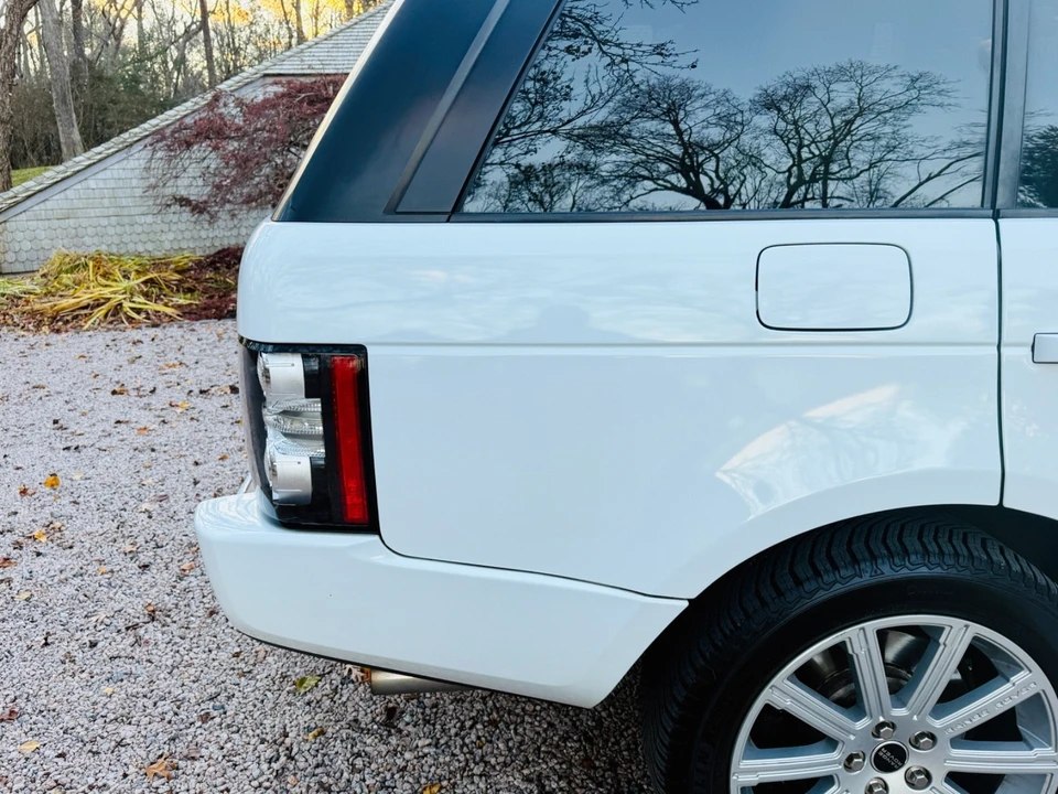 2012 Land Rover Range Rover L322 - Image 11 of 21
