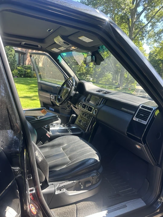 2012 Land Rover Range Rover L322 - Image 2 of 11