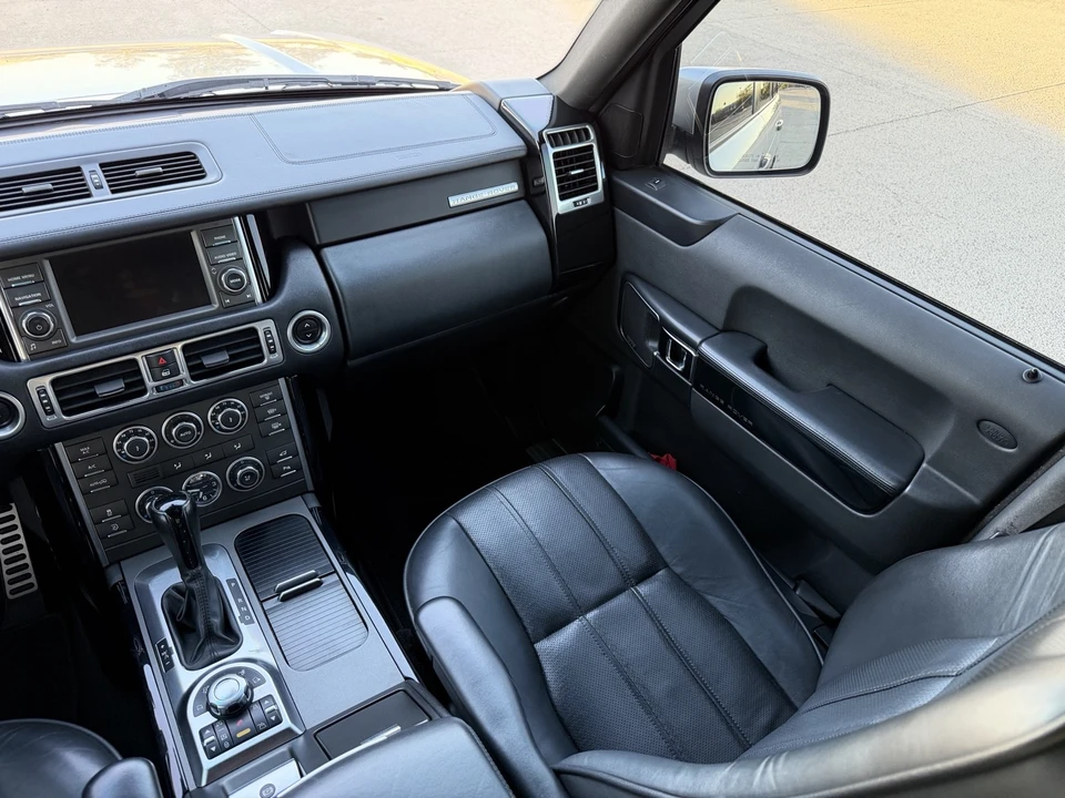 2012 Land Rover Range Rover L322 - Image 18 of 31