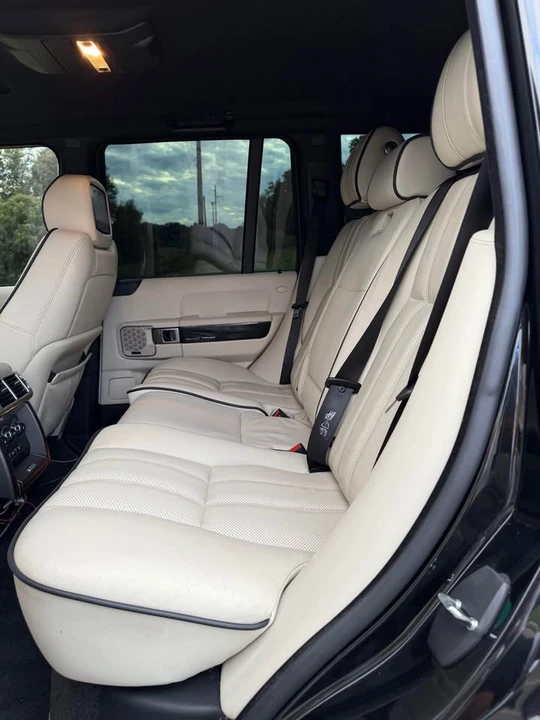 2012 Land Rover Range Rover L322 - Image 12 of 17