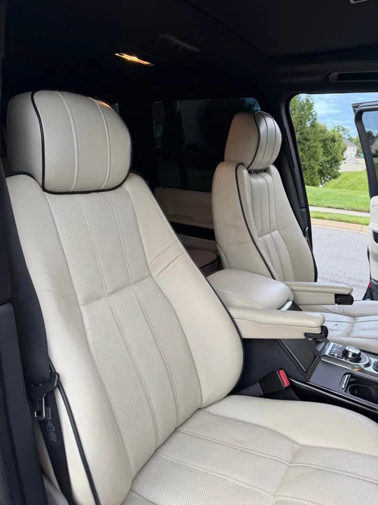 2012 Land Rover Range Rover L322 - Image 14 of 17