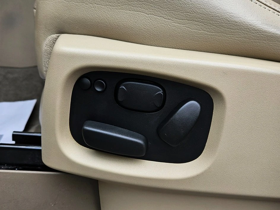 2012 Land Rover Range Rover L322 - Image 8 of 14