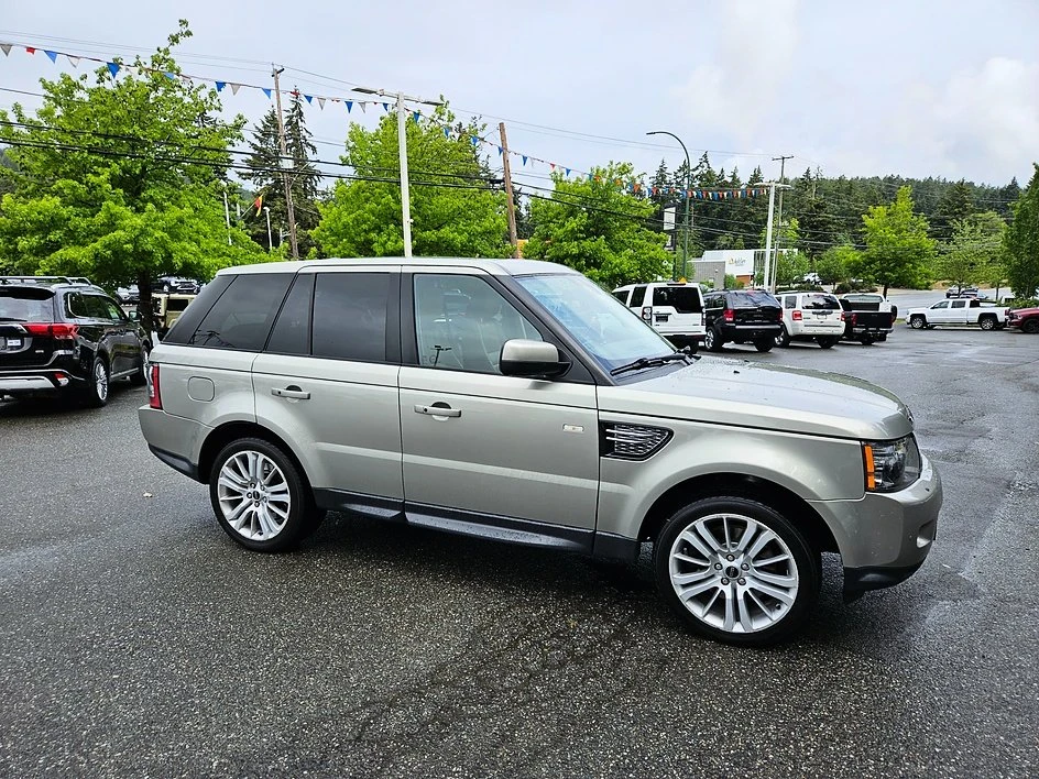 2012 Land Rover Range Rover L322 - Image 12 of 14