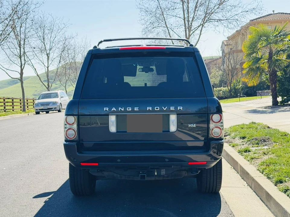 2012 Land Rover Range Rover L322 - Image 7 of 18