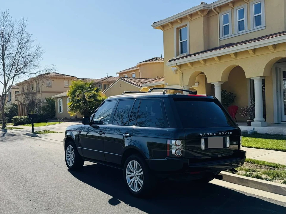 2012 Land Rover Range Rover L322 - Image 8 of 18