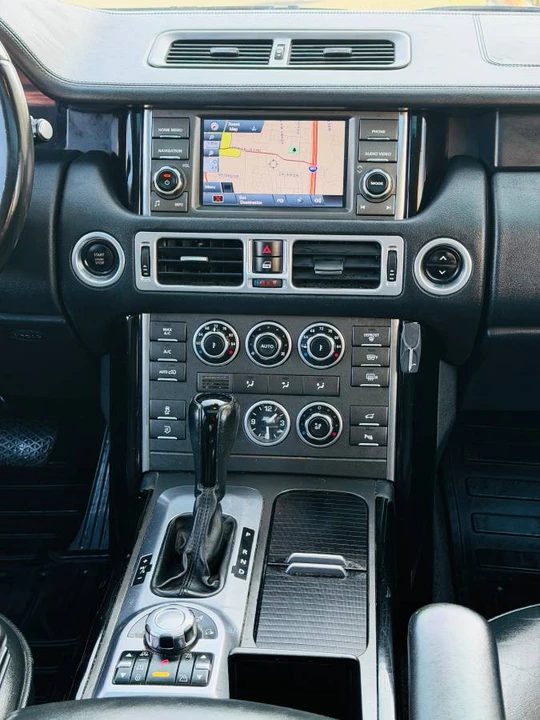2012 Land Rover Range Rover L322 - Image 12 of 18