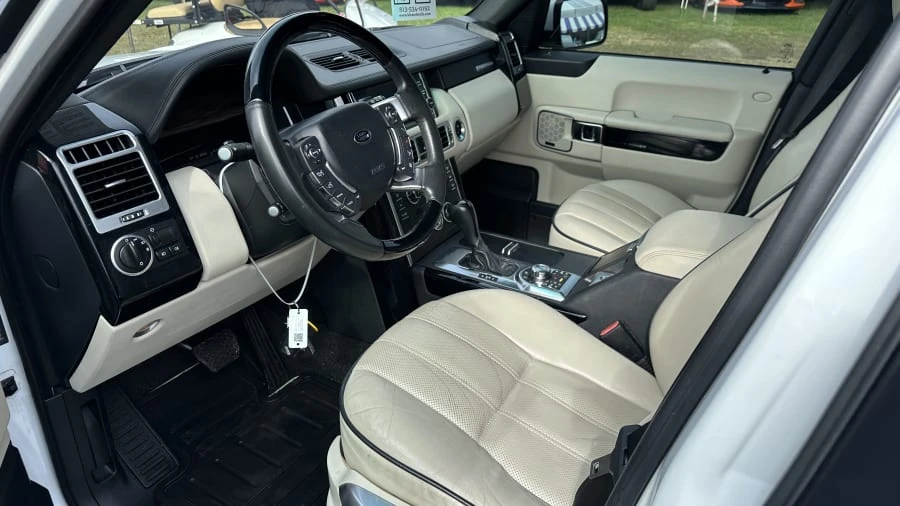 2012 Land Rover Range Rover L322 - Image 8 of 17