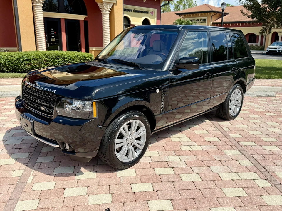 2012 Land Rover Range Rover L322 - Image 11 of 31