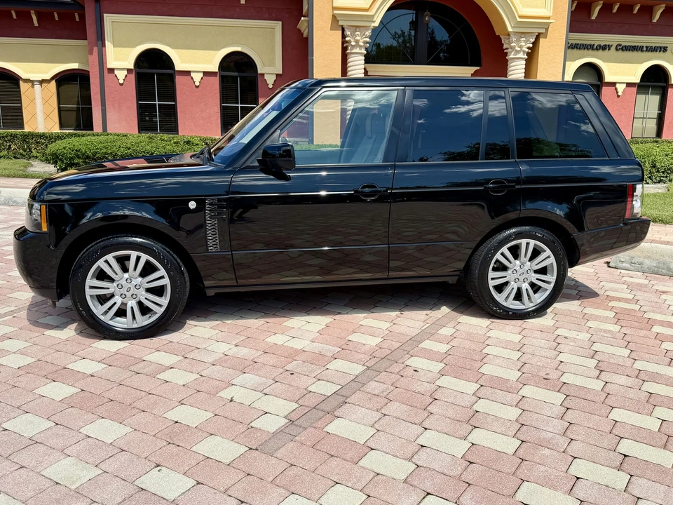 2012 Land Rover Range Rover L322 - Image 16 of 31