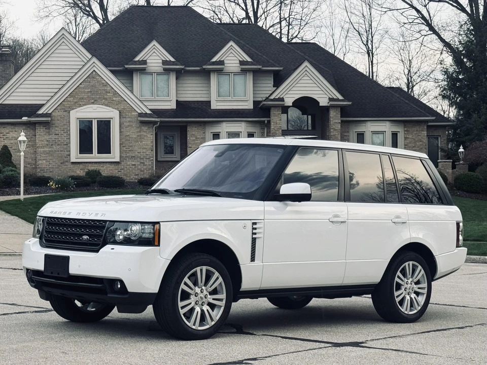 2012 Land Rover Range Rover L322 - Image 2 of 31