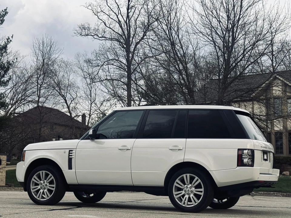 2012 Land Rover Range Rover L322 - Image 19 of 31