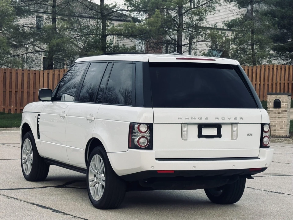 2012 Land Rover Range Rover L322 - Image 16 of 31