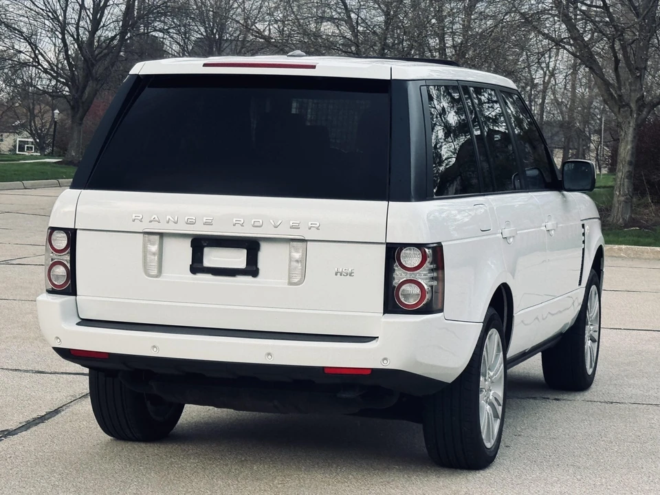 2012 Land Rover Range Rover L322 - Image 13 of 31