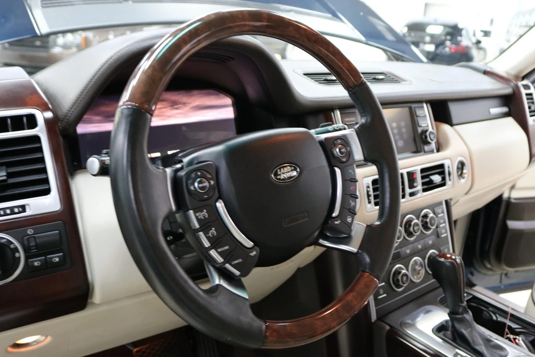 2012 Land Rover Range Rover L322 - Image 5 of 7