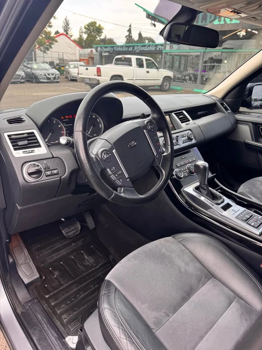 2012 Land Rover Range Rover L322 - Image 8 of 14
