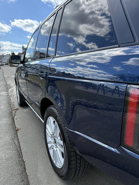 2012 Land Rover Range Rover L322 - Image 10 of 31
