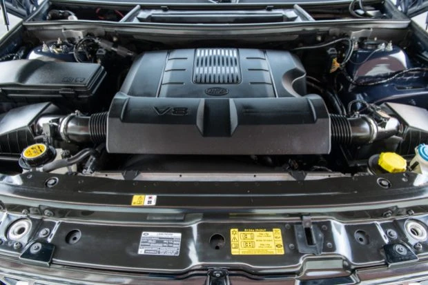 2012 Land Rover Range Rover L322 - Image 6 of 7