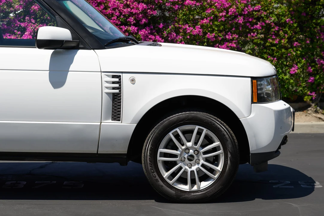 2012 Land Rover Range Rover L322 - Image 25 of 31