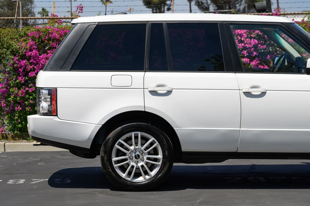 2012 Land Rover Range Rover L322 - Image 24 of 31