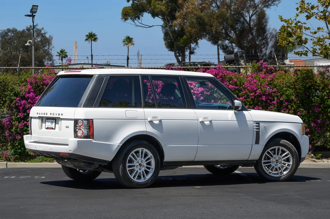 2012 Land Rover Range Rover L322 - Image 10 of 31